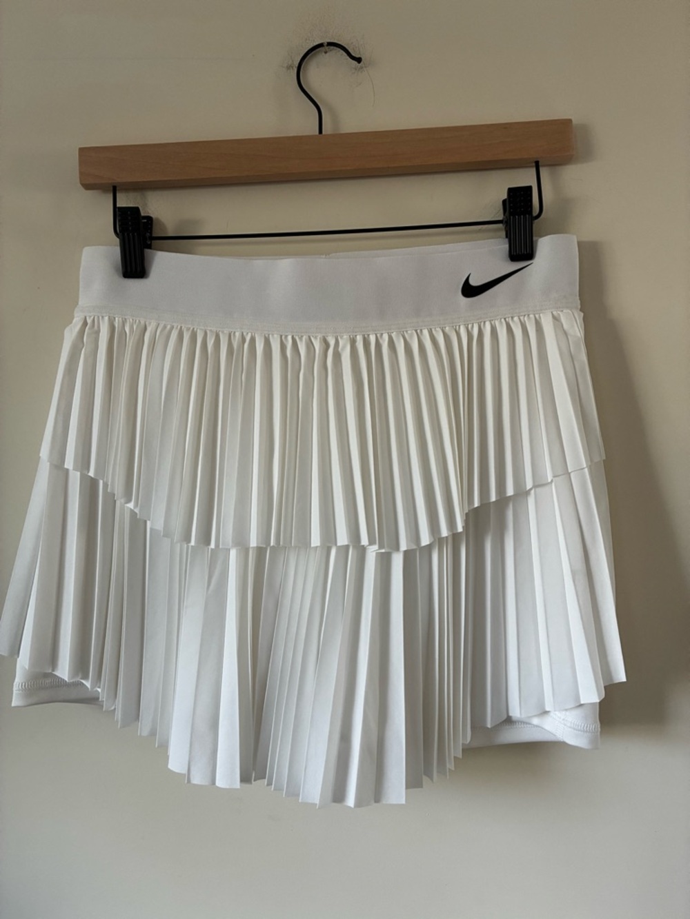 NWT🎾Nike Pleated Tennis Skirt white two tiers wide elastic wait size medium - Picture 2 of 5